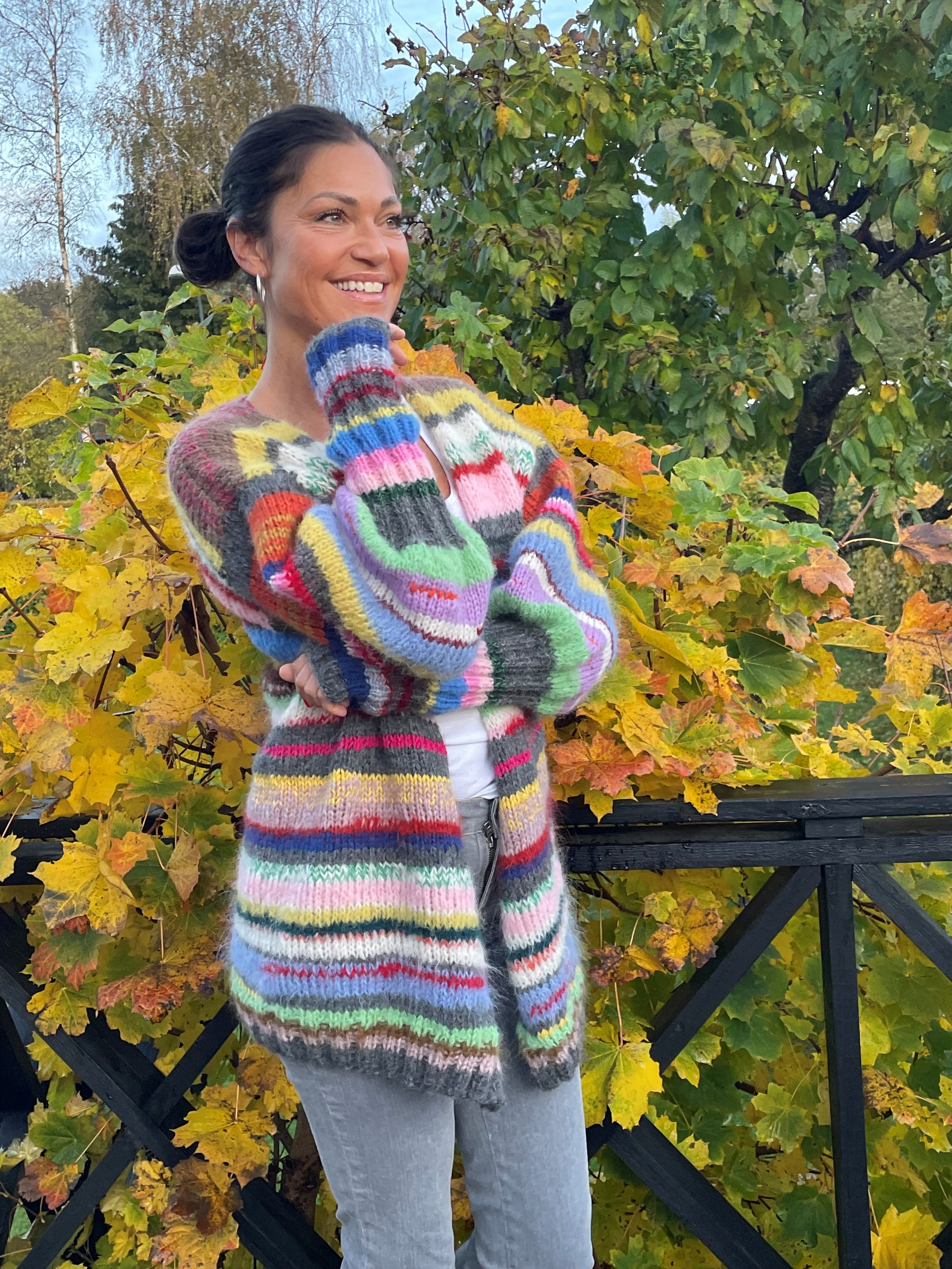 KIT FOR "FANTASY CARDIGAN"